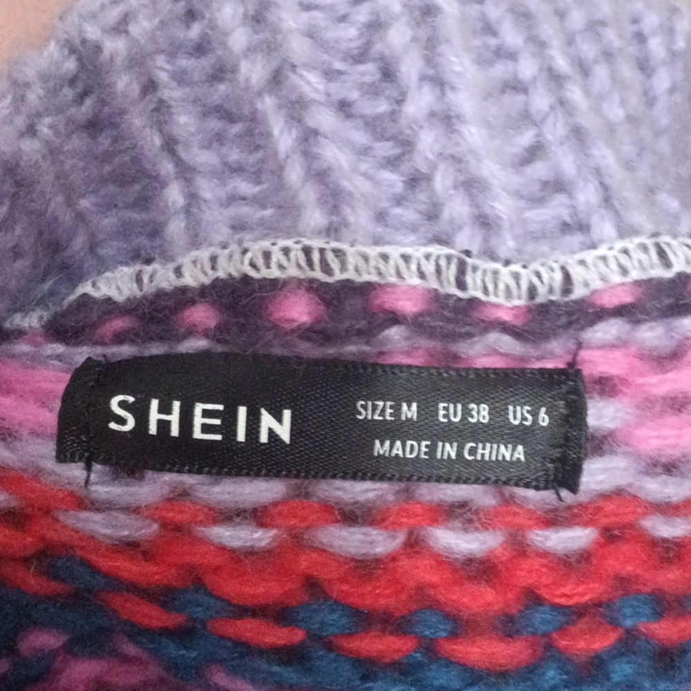 EUC SHEIN Crop knit sweater. ๐, ๐ฉท, ๐ Stripes. Long Sleeve. - Picture 4 of 4